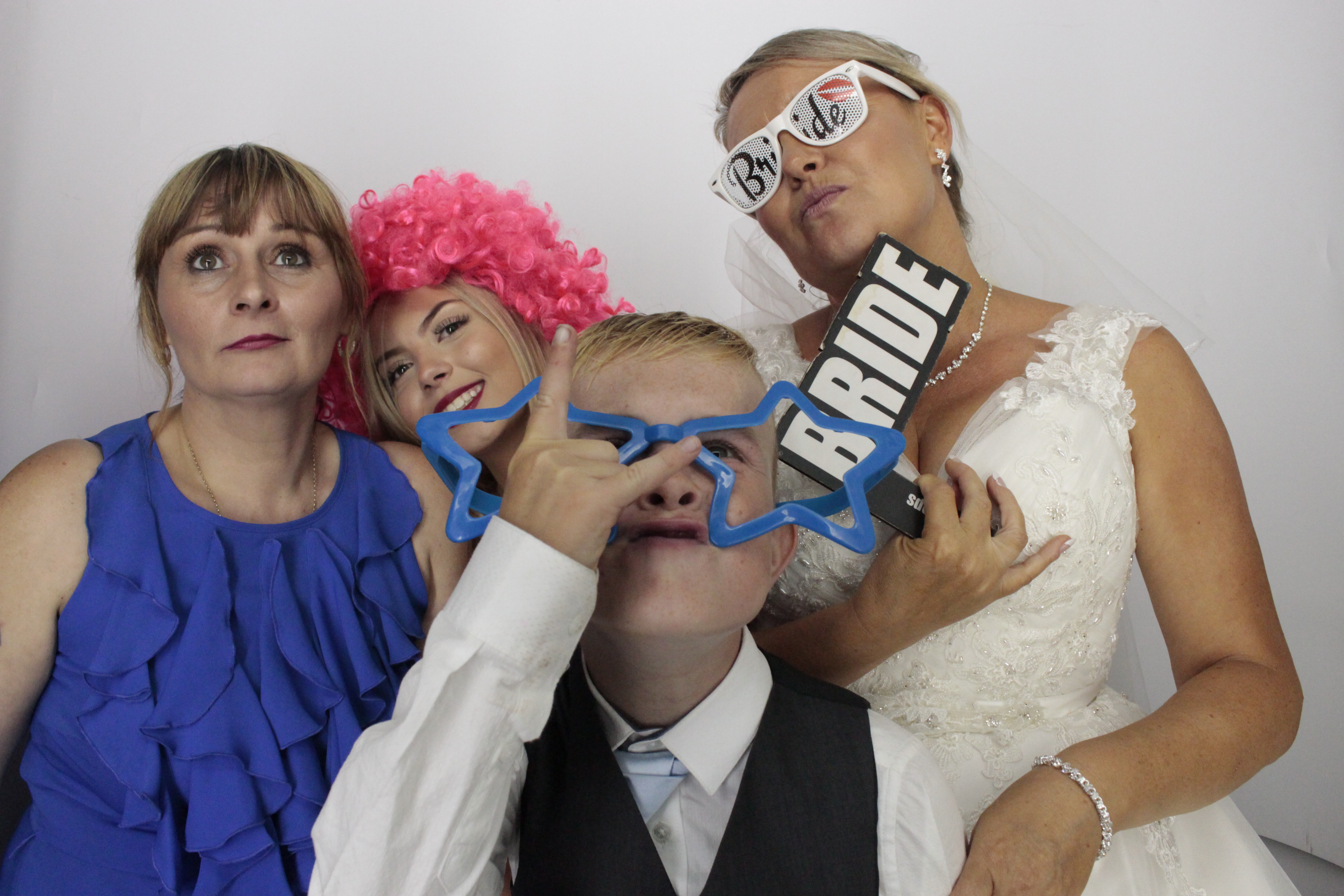 Richard & Karen's Wedding Reception | View more photos from the event at gallery.myphotoboothexperience.co.uk/u/MyPhotoBoothExperienceLtd/Richard-Karens-Wedding-Reception
